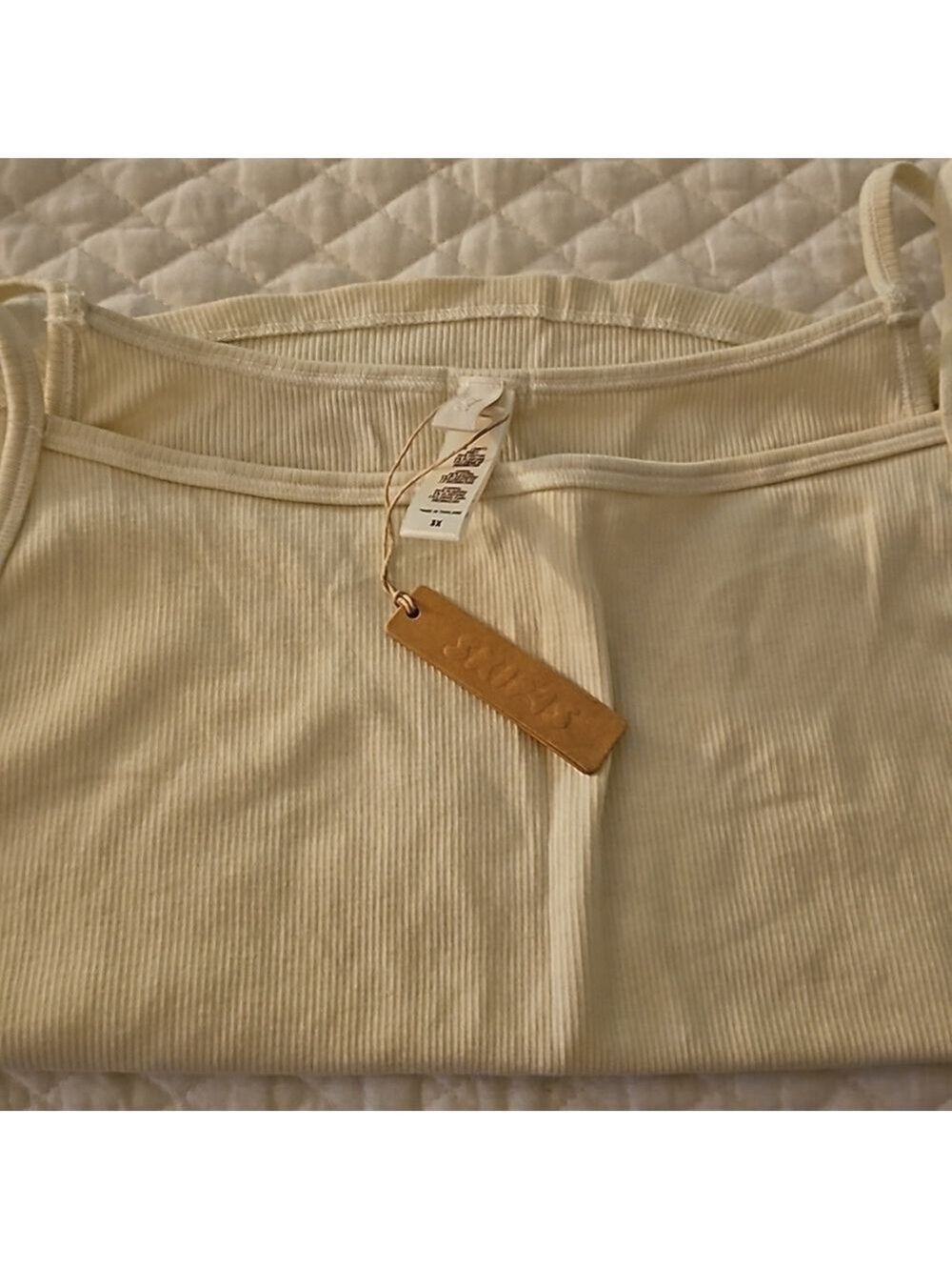 1299. NWT SKIMS Cami (bone) (3x) - Picture 2 of 5